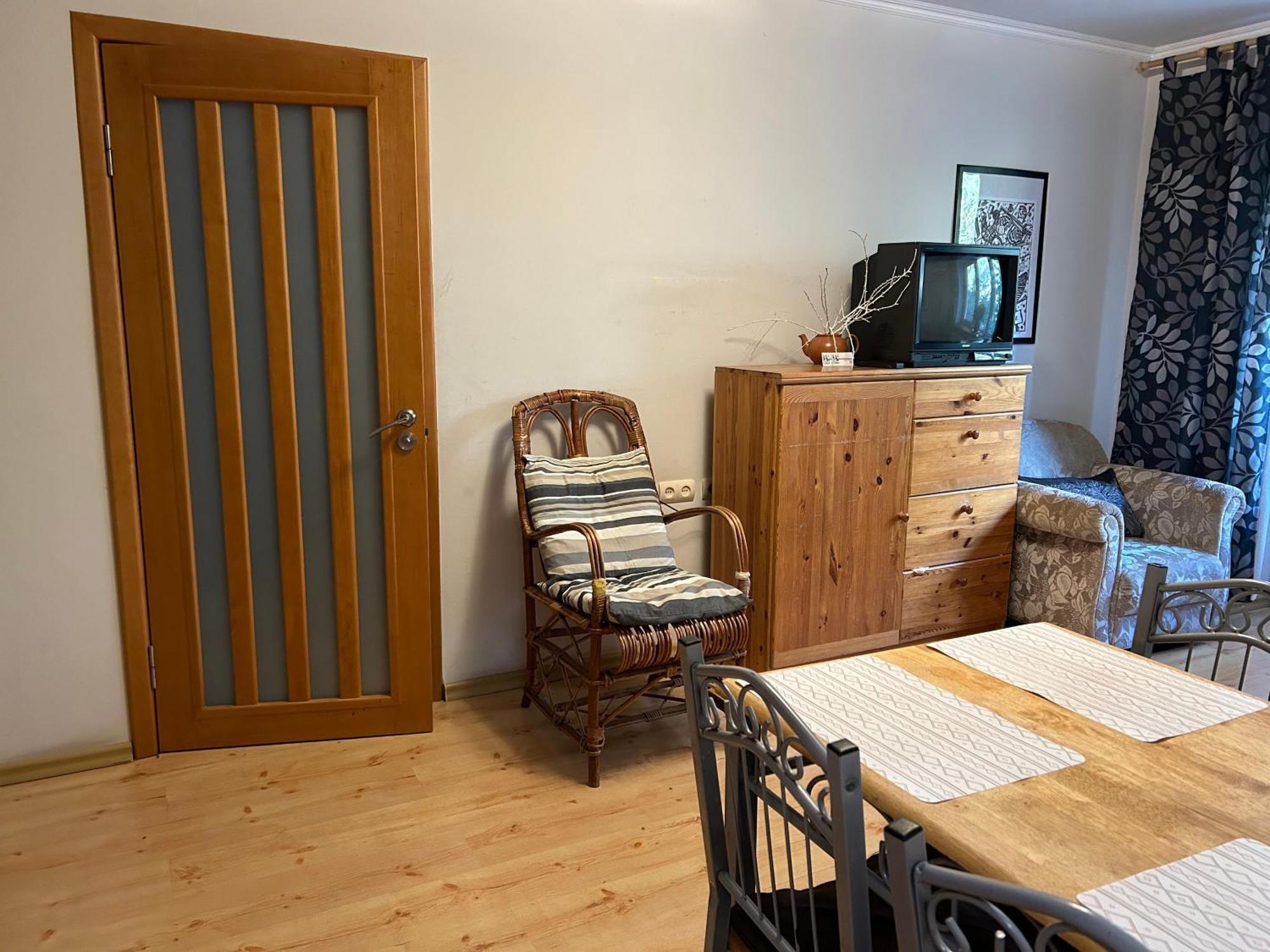 Three Bedroom Stepana Bandery Street Rivne Bagian luar foto